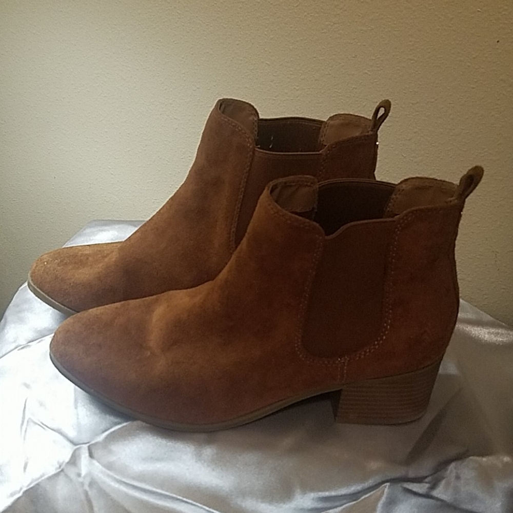 Chelsea style,brown pull on booties, by a new day.